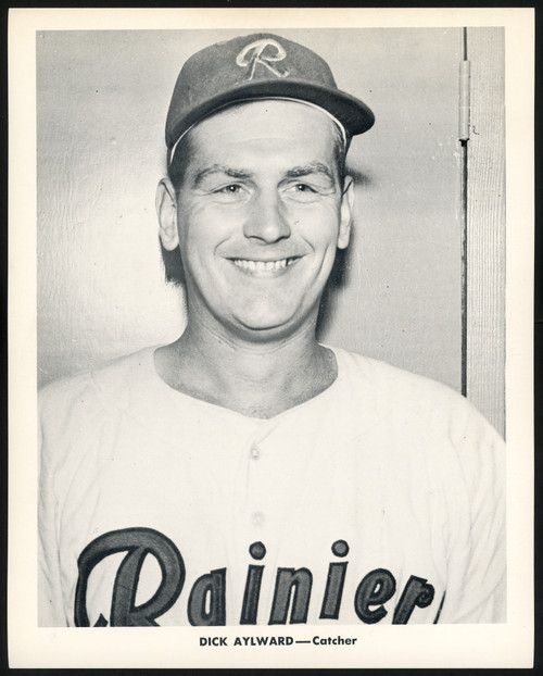 George Munger 1956-59 Seattle Rainiers Popcorn 8x10 Premium Card SKU  #151541 - Mill Creek Sports