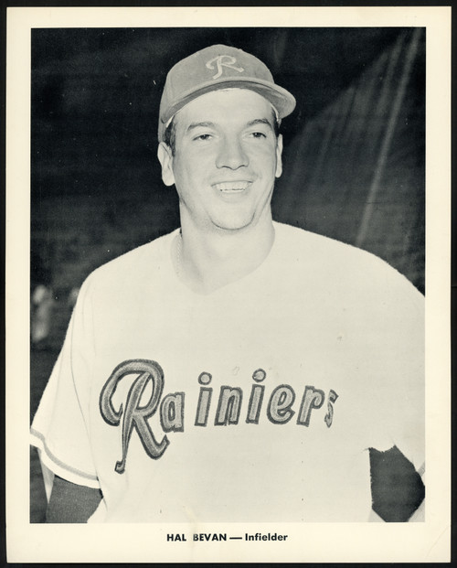 Carmen Mauro 1956-59 Seattle Rainiers Popcorn 8x10 Premium Card SKU #151549  - Mill Creek Sports