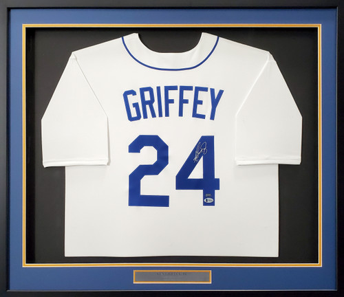 Seattle Mariners Ken Griffey Jr. Autographed White Majestic Cooperstown  Throwback Jersey Size XXL Beckett BAS & MCS Holo Stock #185669