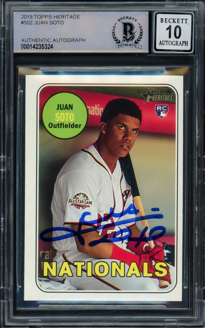 Juan Soto Autographed 2018 Topps Update Rookie Card #US104