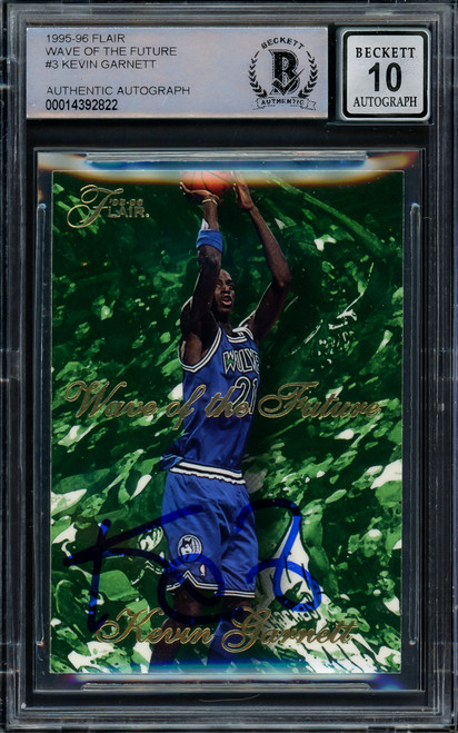 Kevin Garnett Autographed 1995-96 Fleer Flair Wave of the