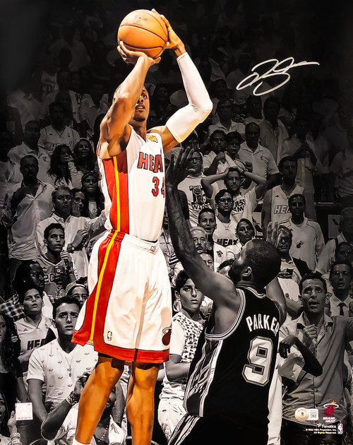 Ray Allen Autographed 16x20 Photo Miami Heat vs. San Antonio Spurs