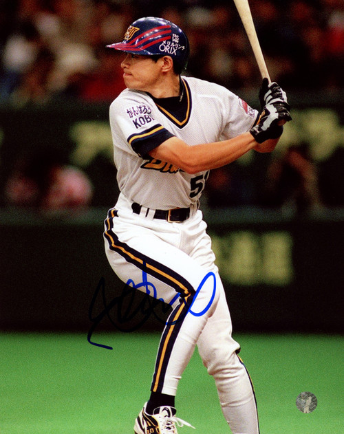 Ichiro Suzuki Autographed 8x10 Photo Orix Blue Wave Hitting IS
