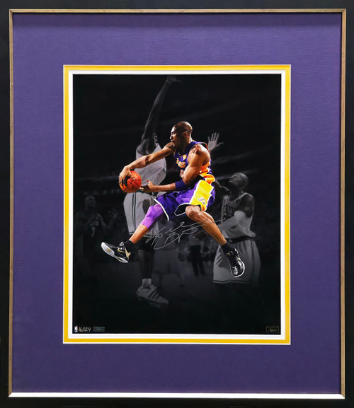 Kobe Bryant Autographed Framed 16x20 Photo Los Angeles Lakers #16