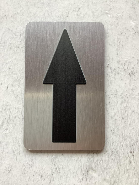 NYC ARROW SIGN WITH RAISED LETTERS/IMAGE