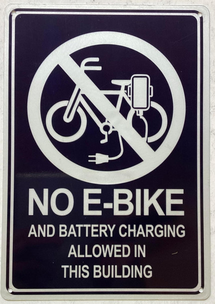 NO BATTERY BIKES OR MOTORIZED VEHICLES ARE ALLOWED IN THIS BUILDING AT ALL TIMES SIGN NO BATTERY BIKES OR MOTORIZED VEHICLES ARE ALLOWED IN THIS BUILDING AT ALL TIMES SIGN