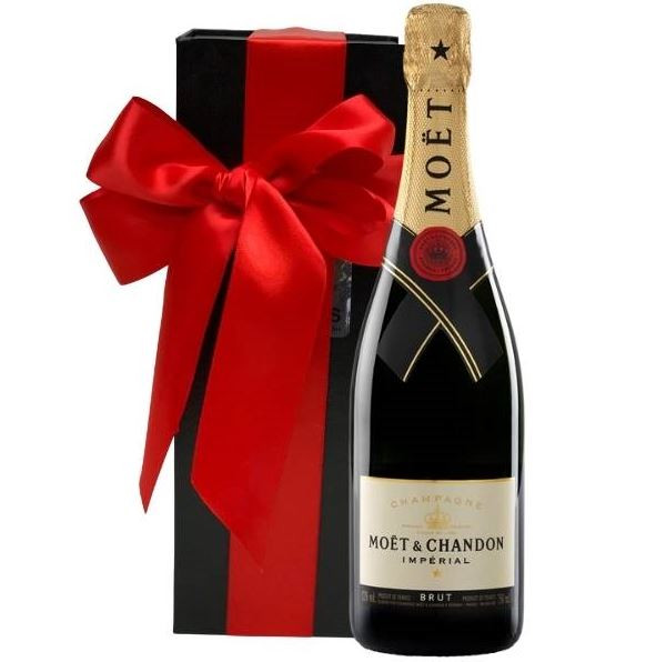 Moet & Chandon Imperial Brut Champagne, Gift box Delivery.