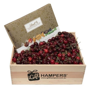 Cherry Christmas Hamper with Festive Lindt Chocolate