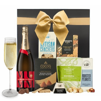 Gift Hamper with Mumm
