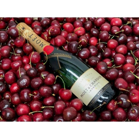 MOET XMAS HAMPER MOET XMAS HAMPER