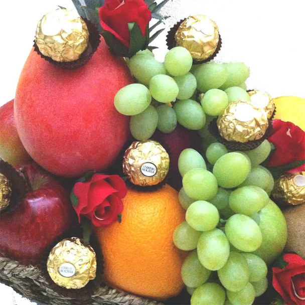 Make the Day healthy and naughty with fruit and chocolates