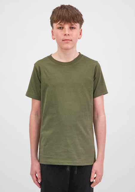 A short sleeve tee in olive green, featuring a classic cut and a plain design, displayed on a model.