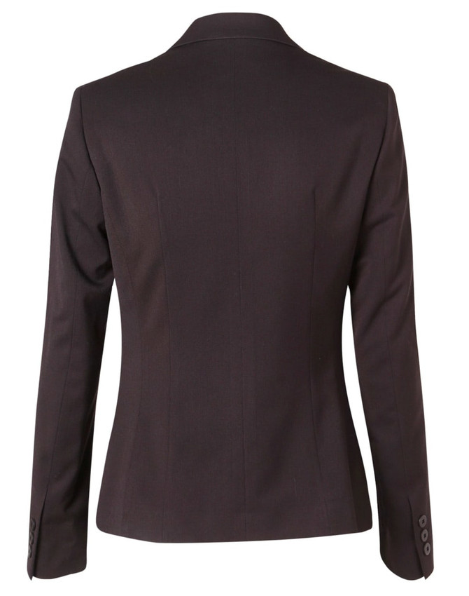 A fitted black women's one-button cropped jacket with a tailored back design and buttoned cuffs.