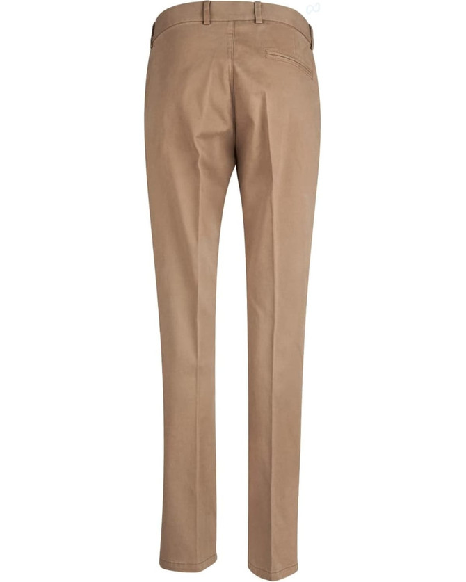 Tan chinos for women featuring a sleek design, with pockets and a logo. Suitable as stylish trousers.
