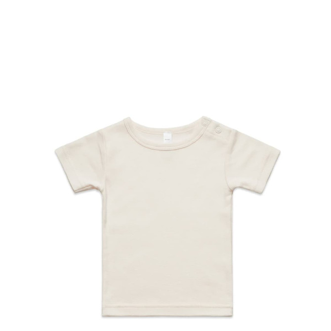 A light cream organic infant t-shirt featuring short sleeves and a snap closure at the shoulder, with a logo.