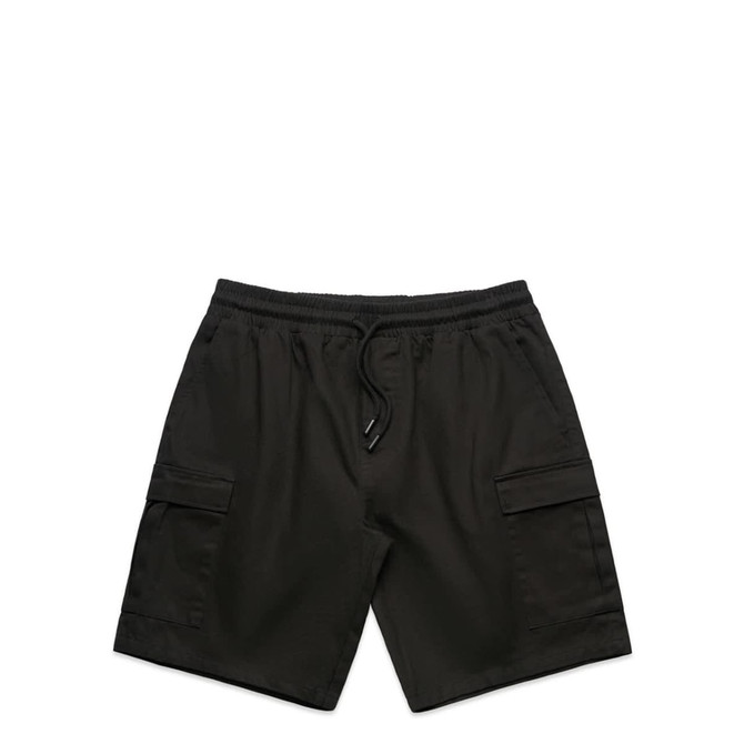 Cargo walk shorts in dark green with an elastic waistband, featuring side pockets and a brand logo.