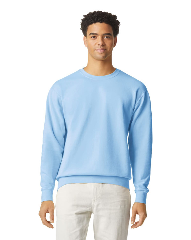 A lightweight crewneck sweatshirt in light blue, featuring a plain design and a logo on the front.