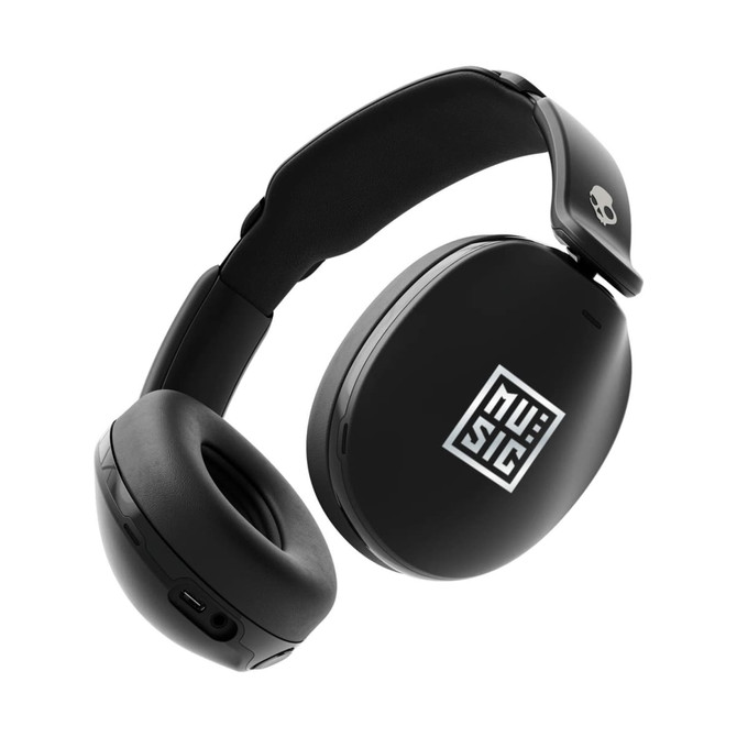 Black Skullcandy Hesh 360 headphones with a smooth finish and padded ear cups, featuring a logo on the side.