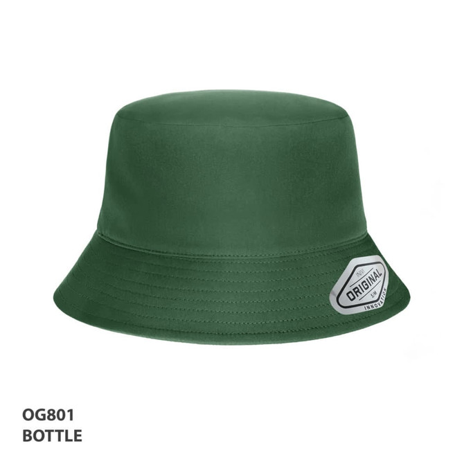 A green bucket hat with a wide brim and a branding patch on the side.