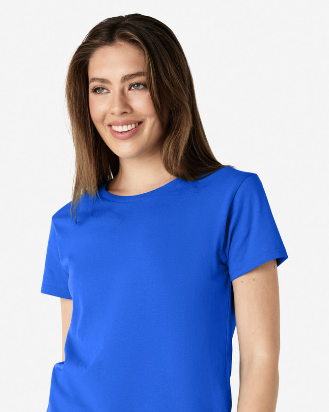 A blue ladies' t-shirt in a relaxed fit, featuring short sleeves and a round neckline. It has a logo.