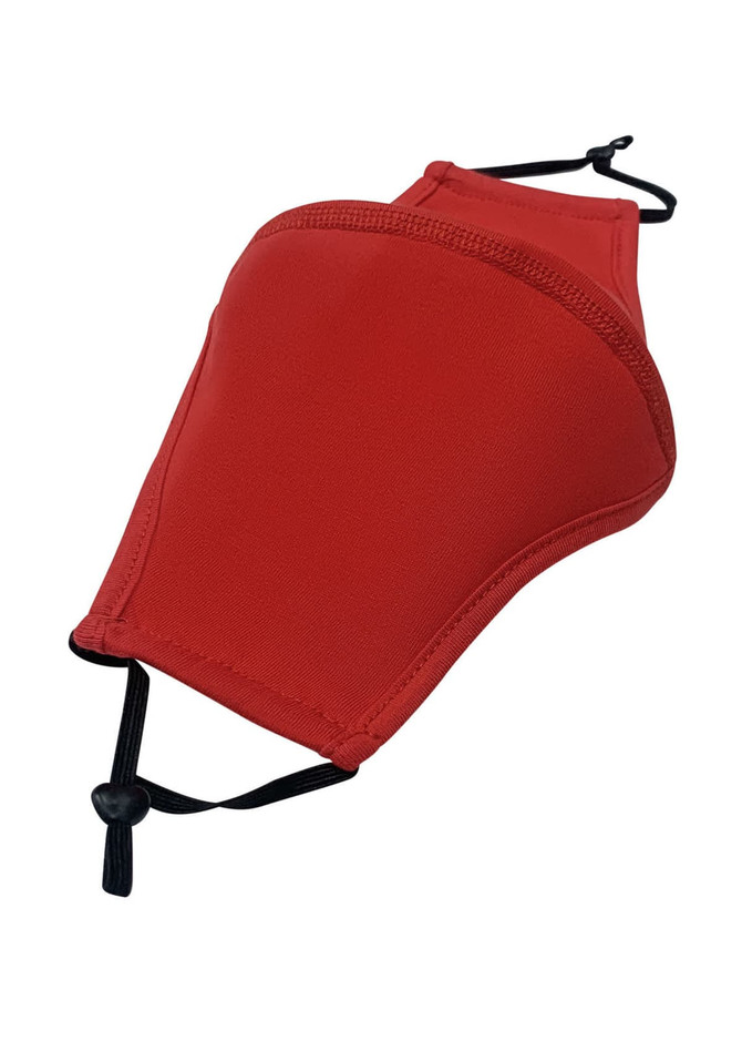A red middle seamed cotton face mask with adjustable toggle for a personalised fit. Features a logo.