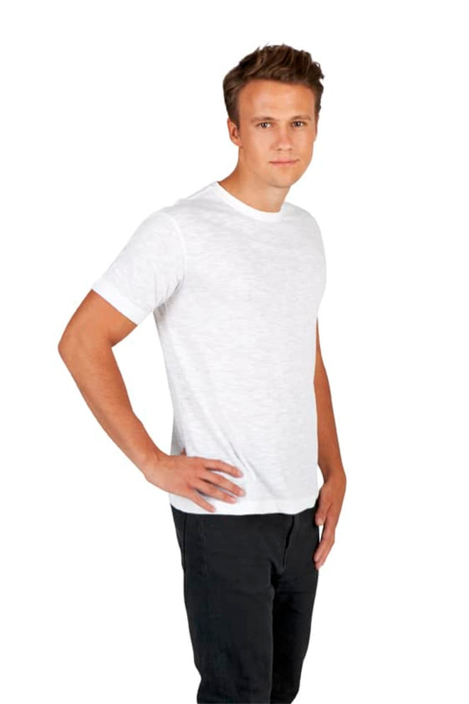 A plain white raw cotton t-shirt worn by a model, featuring a simple design and short sleeves.