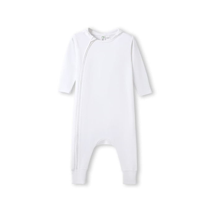 A white hooded baby suit made of organic cotton, featuring long sleeves and a front zip. It has a branding logo.