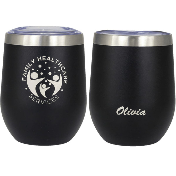 A drink bottle in matte black with a silver rim and a logo, featuring a personalised engraving on one side.
