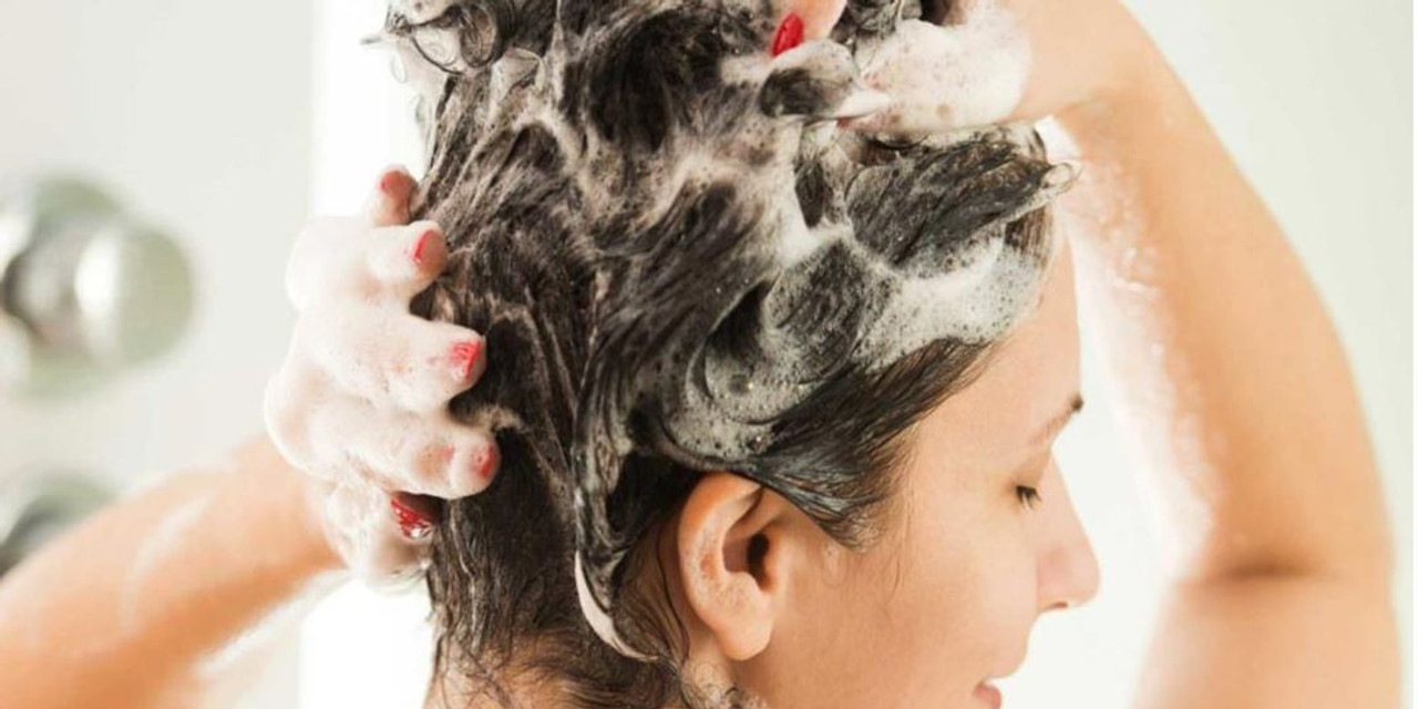 Choosing A Bulk Shampoo: 8 Top Picks for 2025