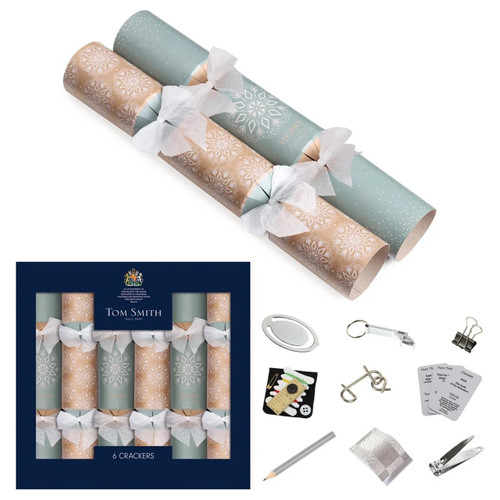 Tom Smith Christmas Crackers Gentle Snowfall Premium Pack of 8 ***Pre-Order***