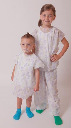 encompass patient gown (10222561)