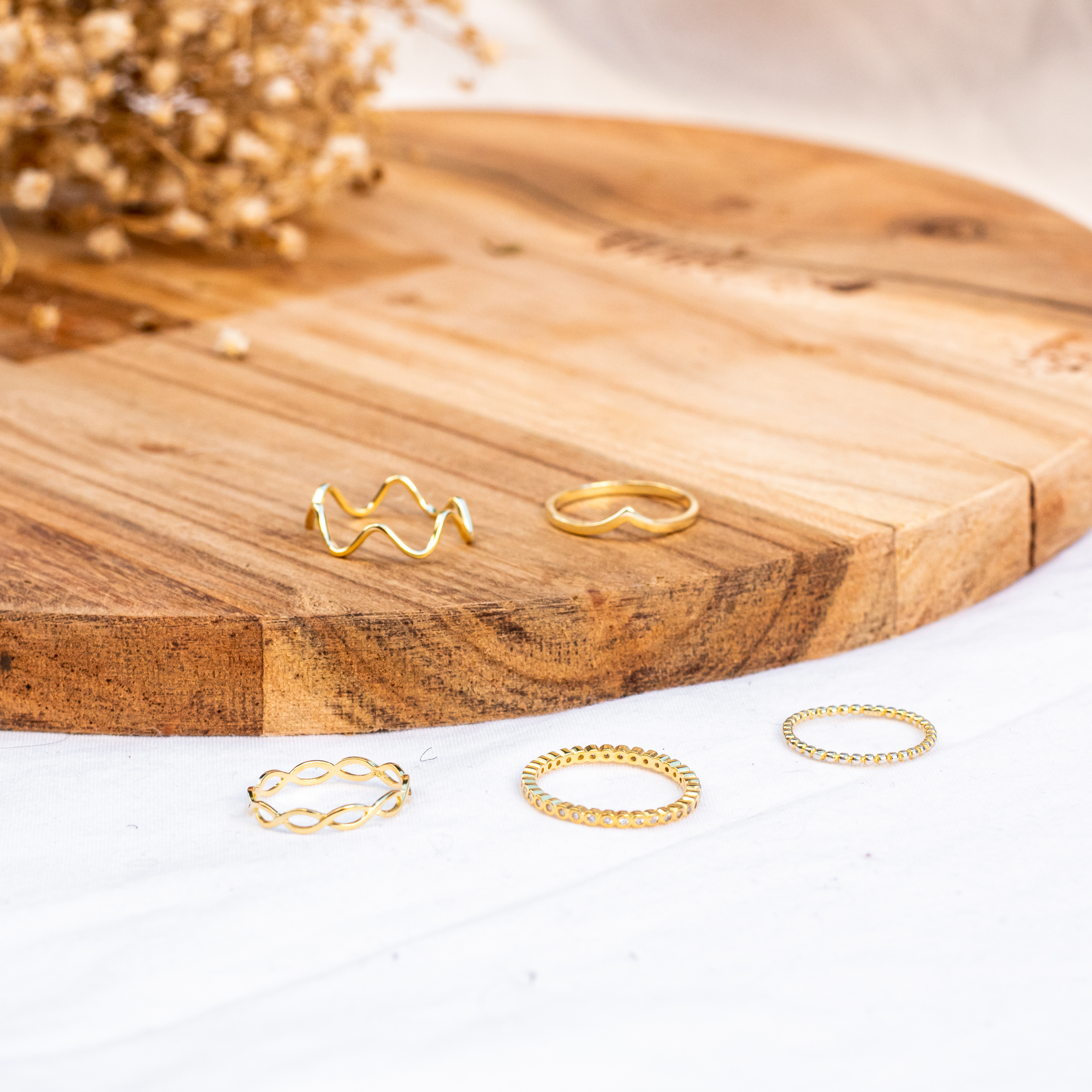 Gold plated rings in large ring sizes