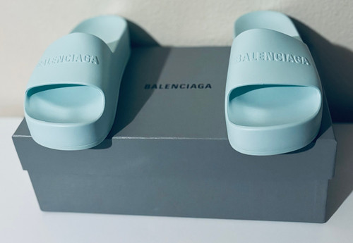 PLATFORM BALENCIAGA SLIDES!