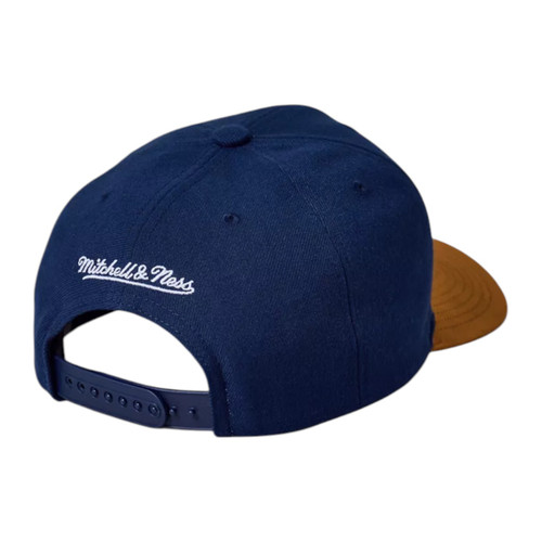 Mitchell & Ness MLB New York Yankees Metal Logo Snapback Hat