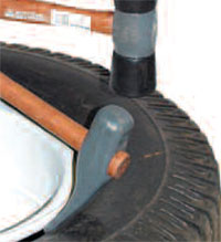Ken-Tool 35727 TG11D Fiberglass Handled Duck Billed Bead Breaking Wedge