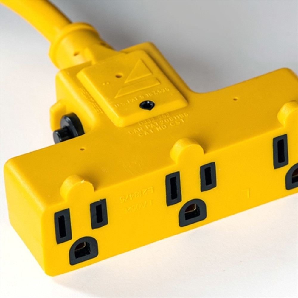 SafTLite™ 2200-3000 Mid Size Portable Power Supply Reel w/40' Cord