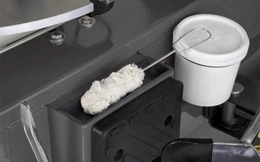 Ranger R745 RimGuard™ 21" Capacity Entry-Level Tire Changer &  DST-2420 Dynamic Wheel Balancer Combo Ranger R745 RimGuard™ 21" Capacity Entry-Level Tire Changer &  DST-2420 Dynamic Wheel Balancer Combo