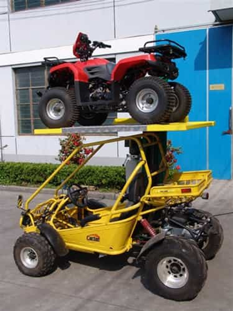 Auto Lift SC-2K 2,000 lb. Single Column Turf Lift - New Black