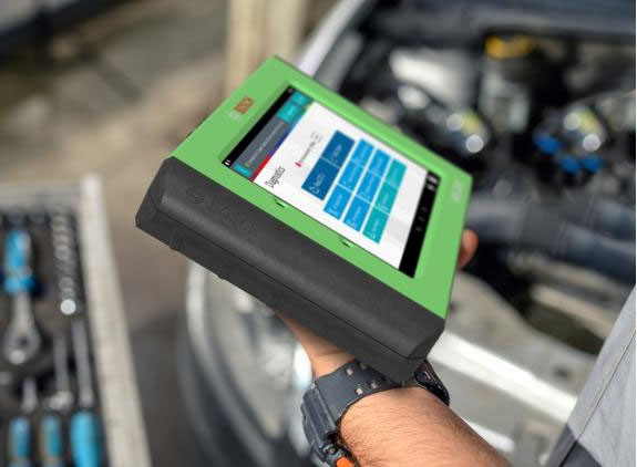 Bosch 3945 ADS 525X Diagnostic Scan Tool