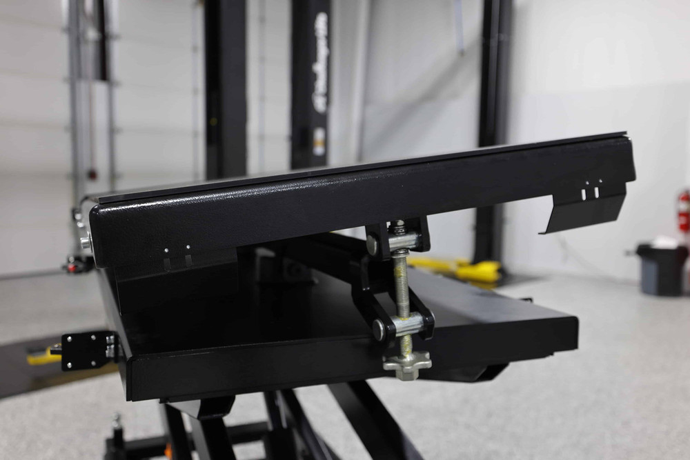 Challenger BT3300 Battery Lift Table 3,300 lbs.