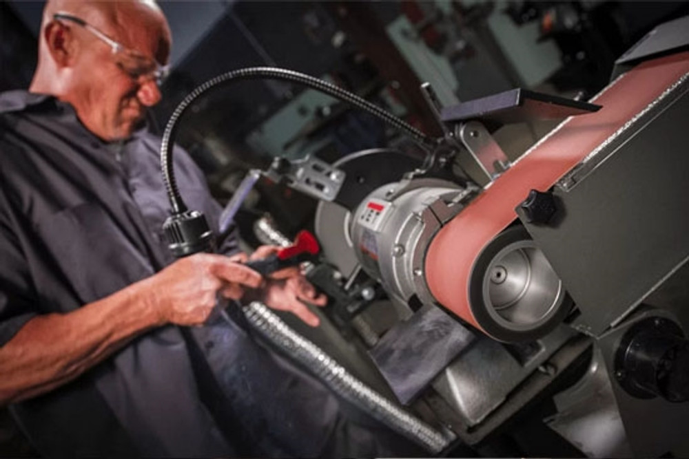 Jet IBDG-436VS Variable Speed Industrial 4" x 36" Belt & 9" Disc Grinder Jet IBDG-436VS Variable Speed Industrial 4" x 36" Belt & 9" Disc Grinder