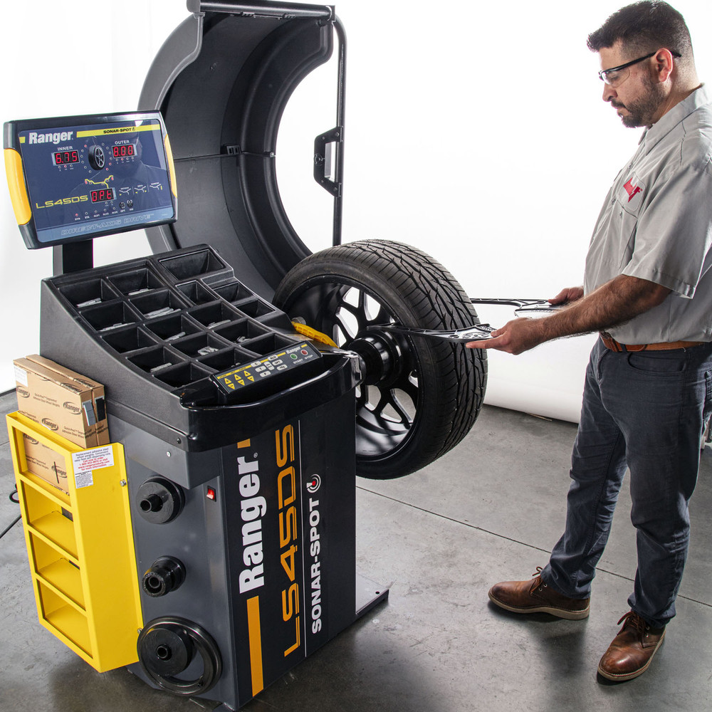 Ranger LS45DS Sonar 3D Wheel Balancer w/40 mm Shaft