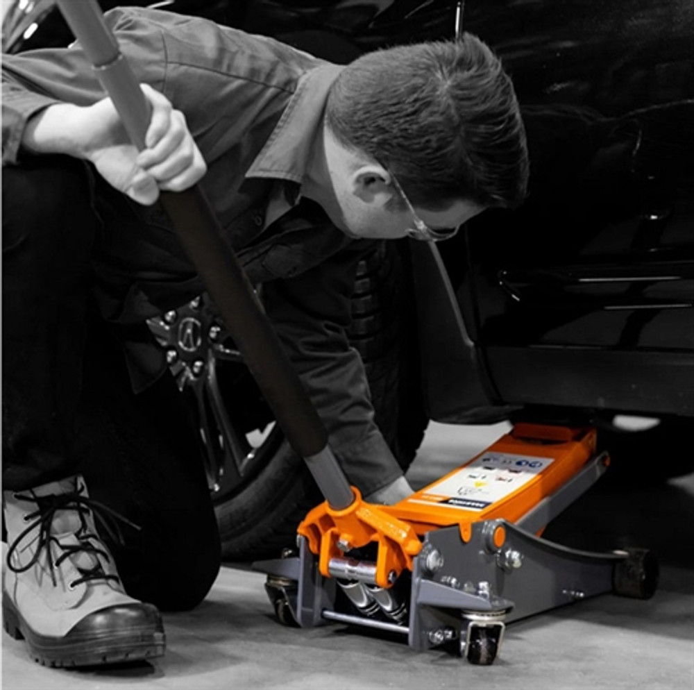 Martins Industries MFJ-2T 2-Ton Floor Jack