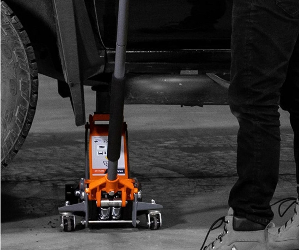 Martins Industries MFJ-3T 3-Ton Floor Jack