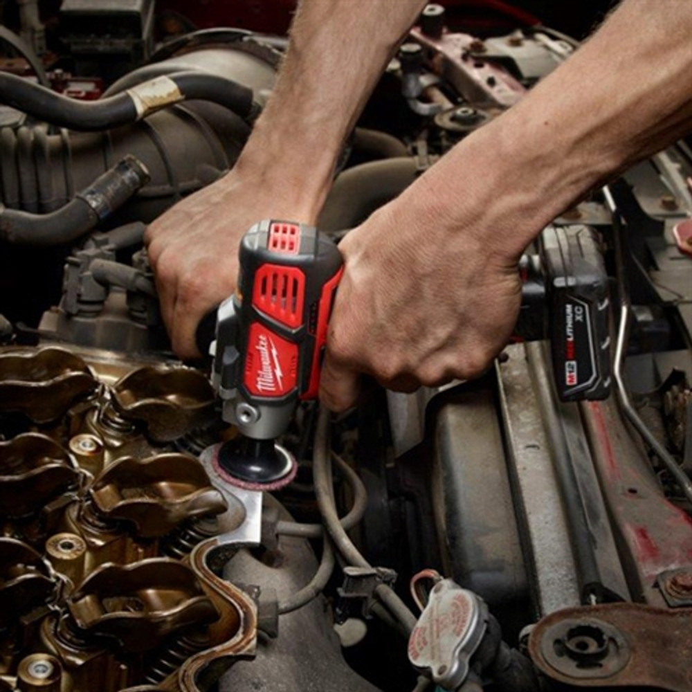 Milwaukee 2438-22X M12™ Variable Speed Polisher/Sander Kit