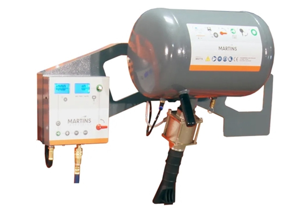 Martins Industries MSITTS Seating & Inflating Truck Tire Station Kit