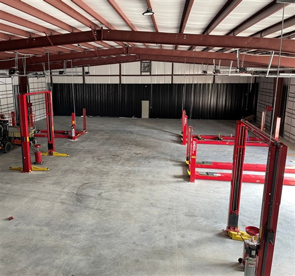 AMGO® Hydraulics PRO-14 4 Post Lift 14,000 lbs AMGO® Hydraulics PRO-14 4 Post Lift 14,000 lbs