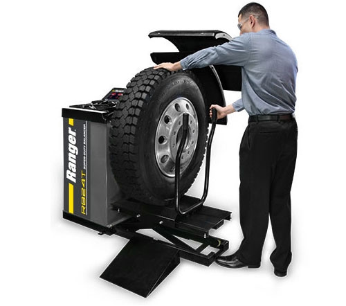 Ranger RB24T Super-Duty Truck Wheel Balancer w/Drive-Check™ Technology