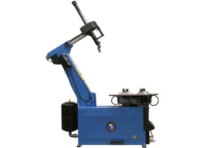 Atlas Automotive TC755 Tilt-Back Electric/Pneumatic Tire Changer w/Bead Blaster Atlas Automotive TC755 Tilt-Back Electric/Pneumatic Tire Changer w/Bead Blaster