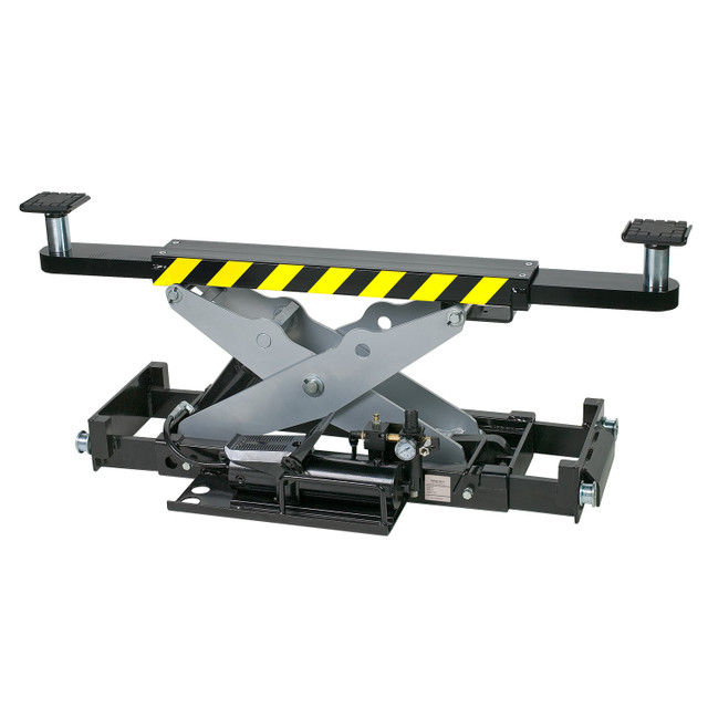 Challenger RJ9A 9,000lb Rolling Jack